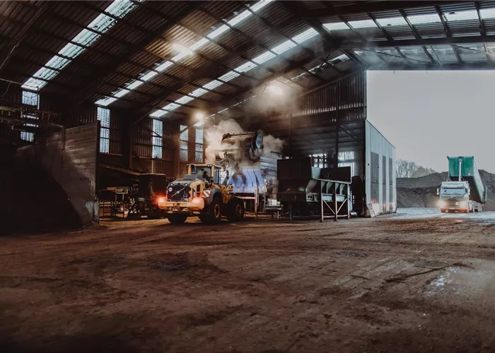 Radladerfahrer/in (m/w/d) Radladerfahrer/in (m/w/d)